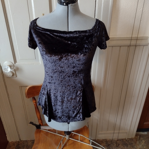 Tops - Diy off the shoulder crushed velvet top